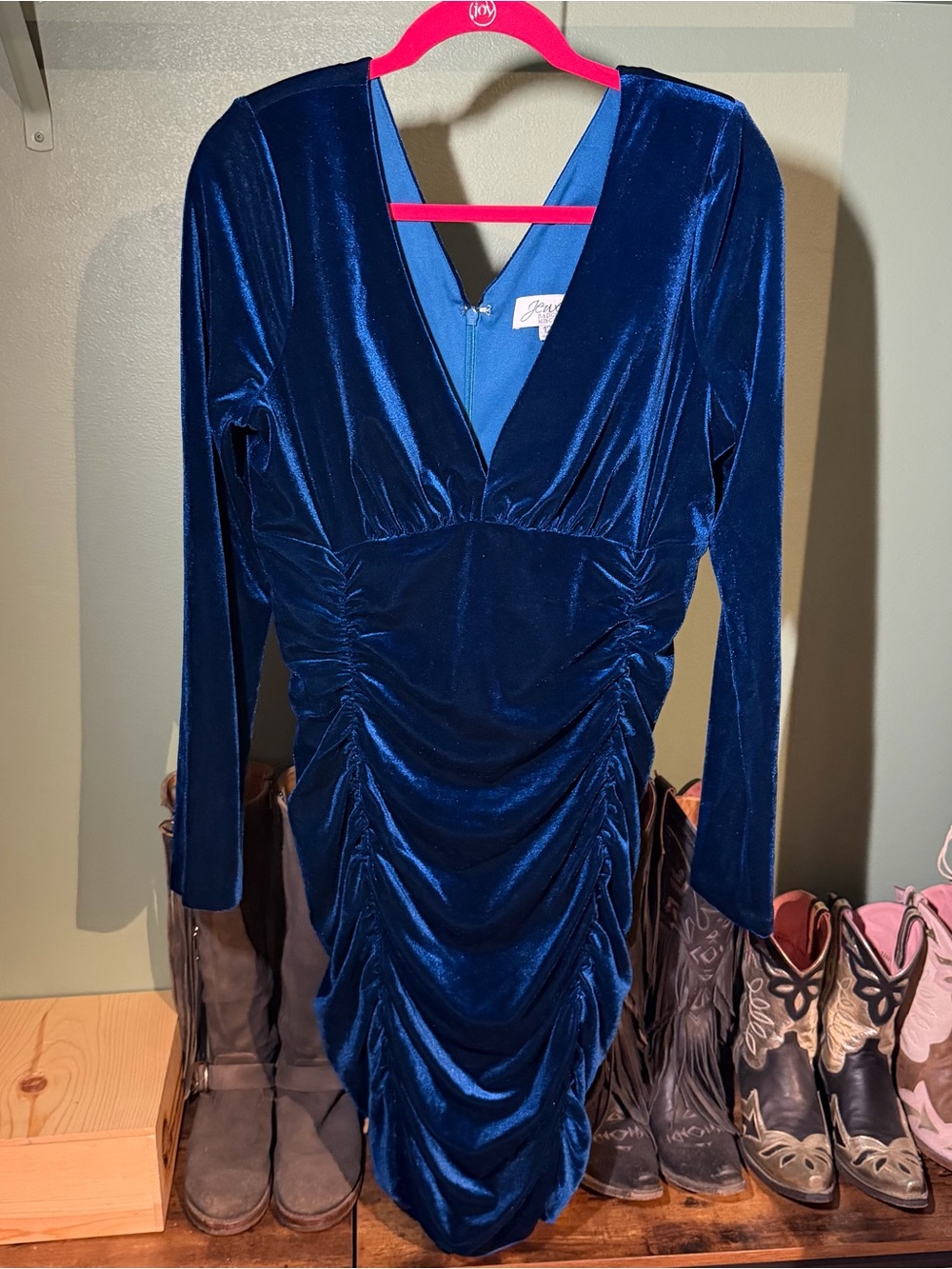 Badgley Mischka Blue Velvet Ruched V-Neck Long Sleeve Dress 12
